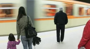 По-малко българи пътуват с автобусен и ЖП транспорт