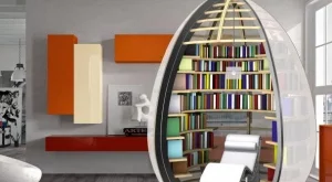 Уединение в яйце
