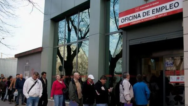 Испания отново затъна в рецесия