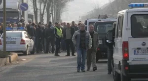 Продължават миньорските протести