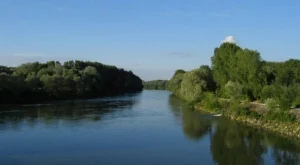 По следите на амазонки, легендарни герои и богове