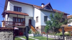По-малко нощувки отчита туризмът през февруари