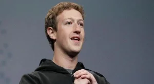 Facebook обмисля да погълне Opera