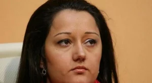 Павлова: Да се въведе задължително застраховане на сградите