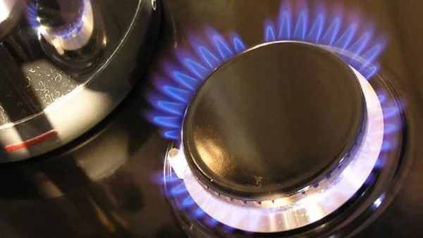 ДЕН: Потребителите винаги са били ощетявани за газа