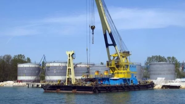 Варна чака 560 млн. евро инвестиция в пристанищен експоцентър
