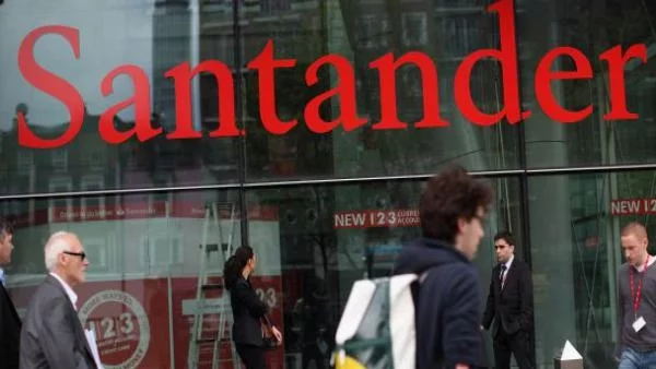 S&P понижи рейтингите на 7 испански банки