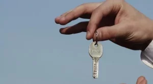 Нов портал ще предпазва чужденците от имотните измами