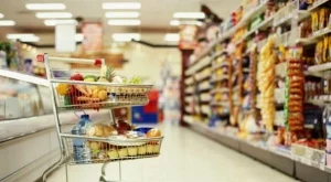 Инфлацията в еврозоната се запази на 2.2%