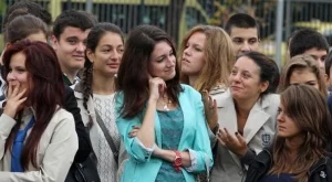 2013/01/15/0076117001380568703