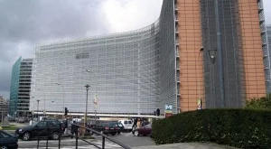 ЕК: Италия е извадена от процедурата за прекомерен дефицит, Испания трябва да продължи с реформите