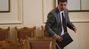 Стойнев: Подготвя се ново поевтиняване на тока