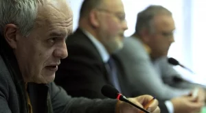 Райчев за политиците с изгодни имоти: Наказанието е само изборно