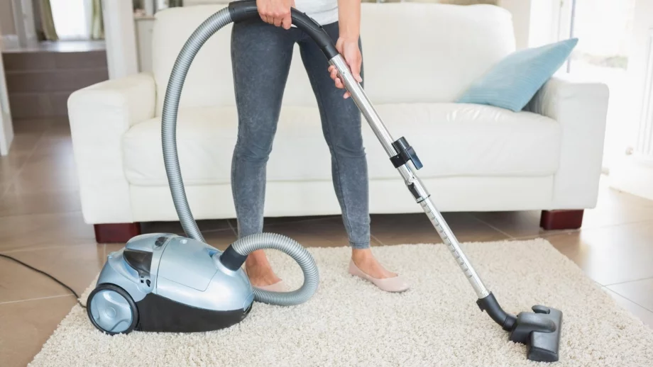 ЕС забранява прахосмукачките с мощност над 900 вата 