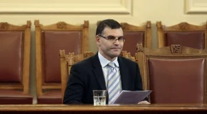 Дянков: Случилото се с КТБ е грешка на Искров 