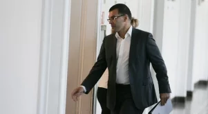 Дянков: Ако ЕЦБ спре помощта, гръцките банки бързо ще фалират