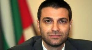 Бивш министър: Пожарът във влака София - Бургас може да е саботаж 