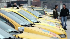 Удължават валидността на удостоверенията на таксиджиите