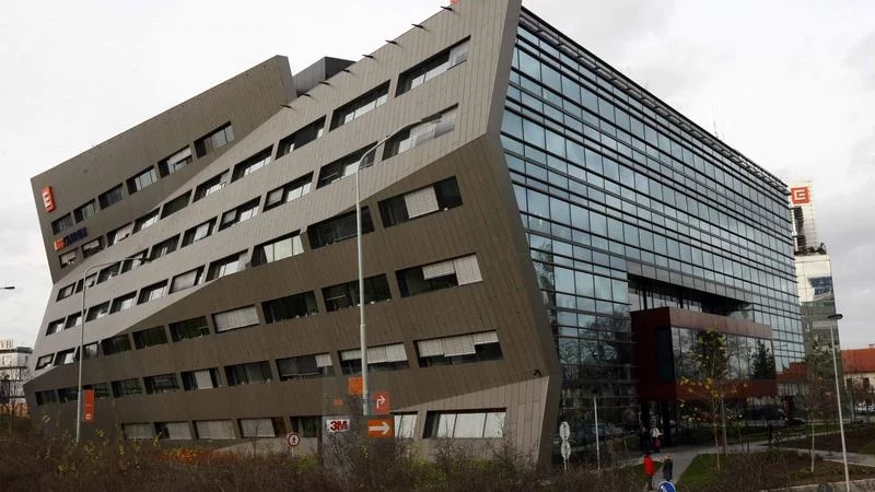 "Инерком" ще има 9 месеца да плати за ЧЕЗ