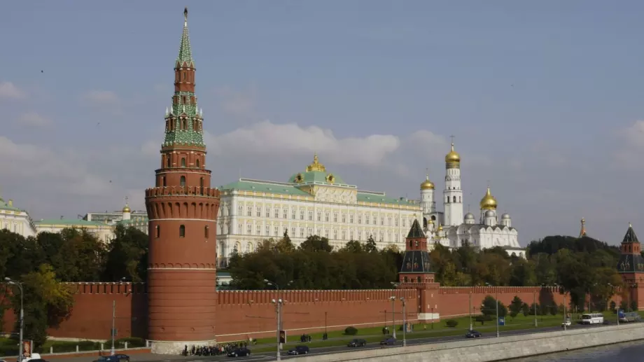 Русия се отказва от долара. Какъв ще е ефектът?