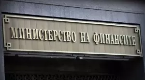МФ към общините: Допълнителните средства за увеличение на учителските заплати се отпускат вече втори месец