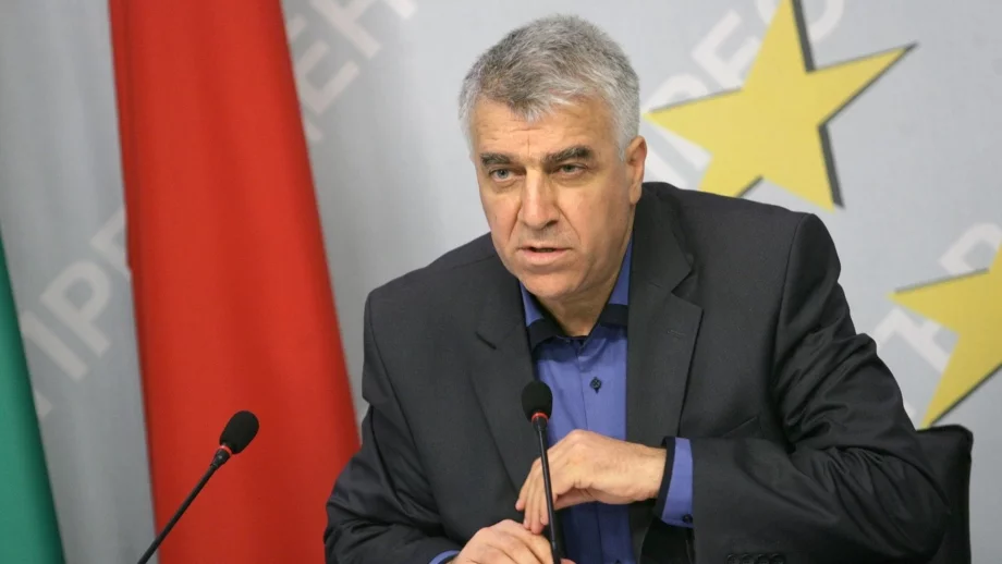 Румен Гечев: Световната банка уволни правителството ни