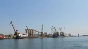Оборотът във водния транспорт с най-голям ръст през второто тримесечие 
