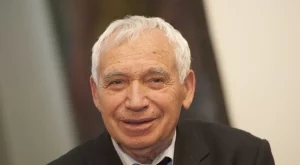 Предлагат летище София да се казва "Желю Желев"