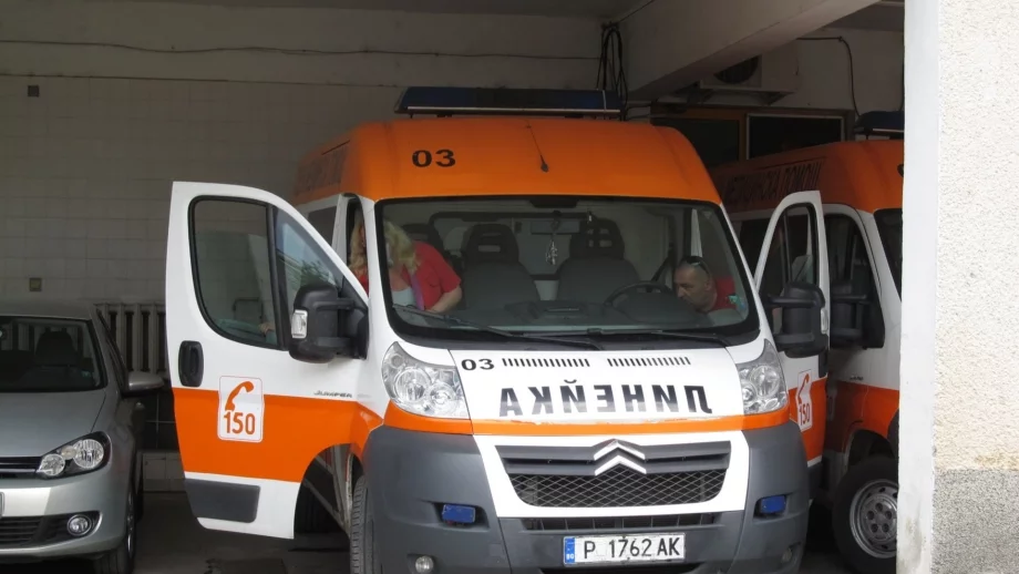 Отпускат се 19,6 млн. лева за увеличаване на заплатите в Спешна помощ
