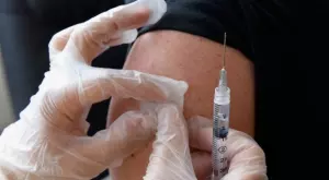 ОАЕ официално регистрира китайската ваксина срещу коронавирус