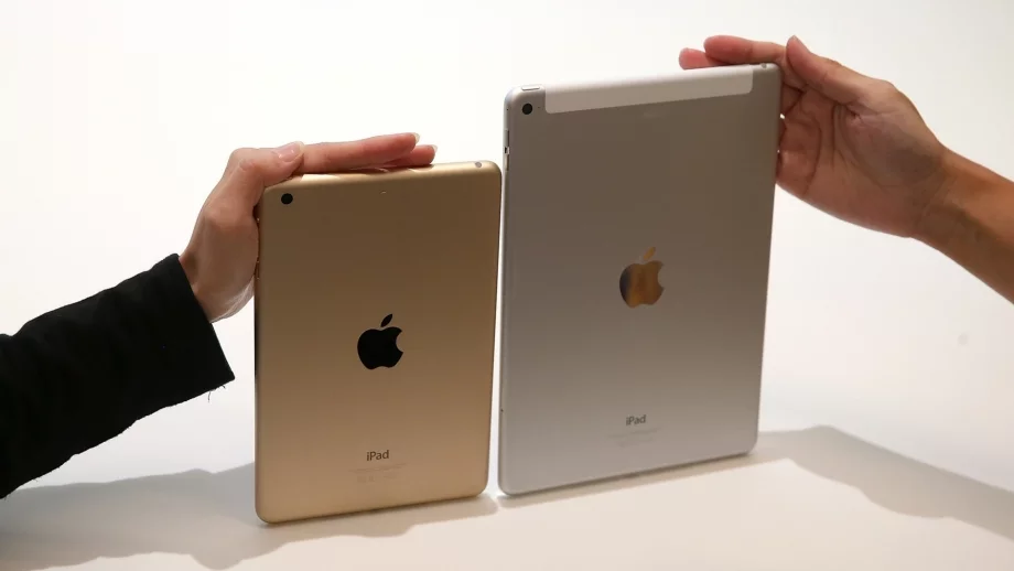Apple забавя производството на новия си таблет 