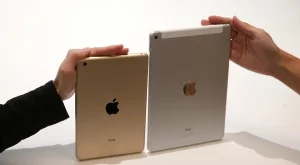 Срив на акциите на Apple 