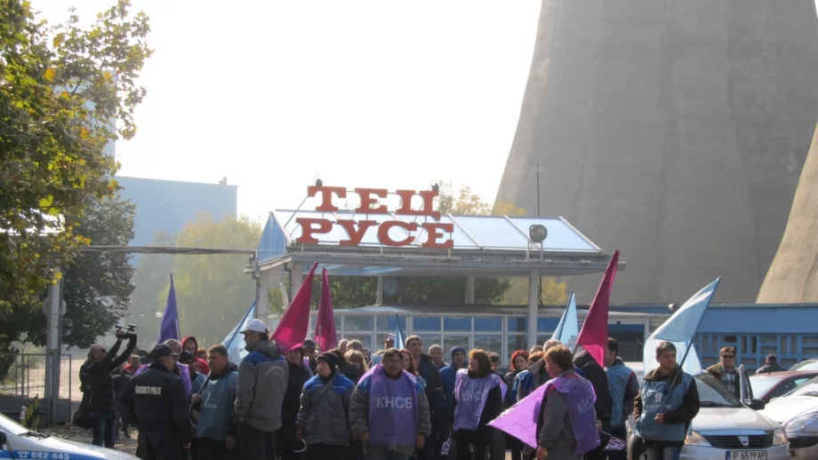 Русенската "Топлофикация" отложи спирането на топлата вода 