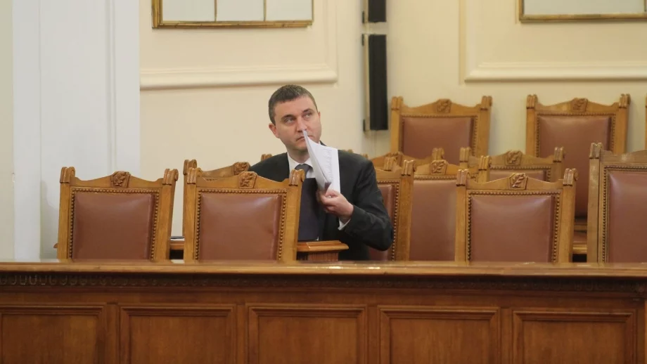 Горанов се похвали с бюджетен излишък 