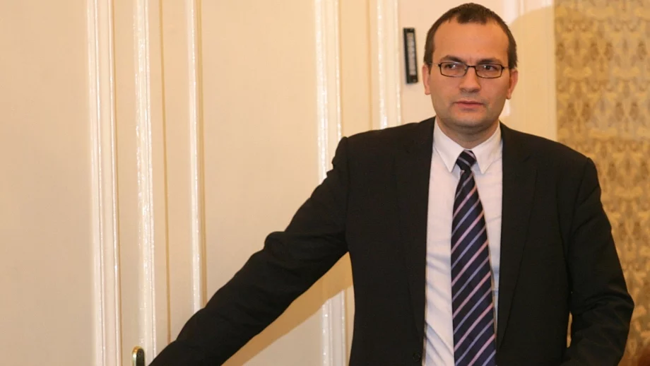 Депутати настояват президентът да наложи вето на Закона за обществените поръчки