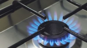 КЕВР обсъжда драстично поскъпване на газа, парното и топлата вода 