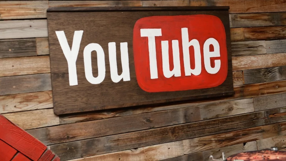 Топ 10 на най-гледаните видеа в YouTube през тази година 