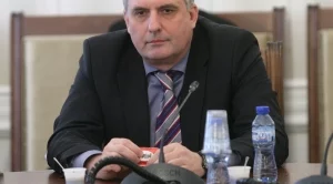 В много от министерствата има лоша бюджетна дисциплина, заяви Калфин