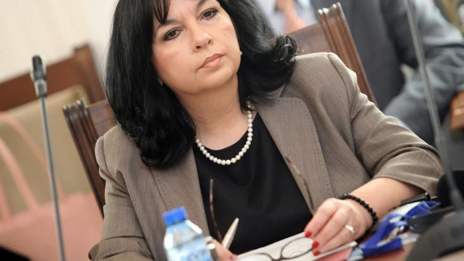 Петкова: Ние не сме се отказвали от "Южен поток"