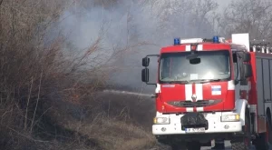 Автобус се запали на магистрала "Люлин"
