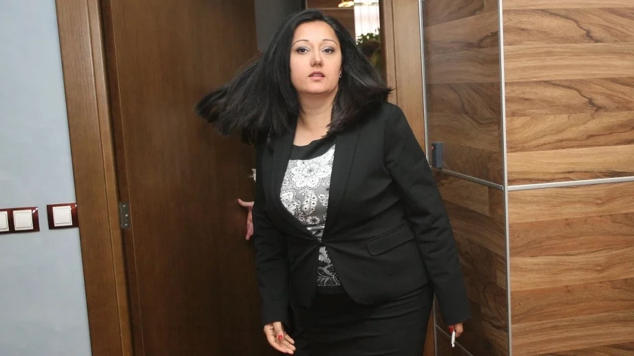 Ремонтите по магистралите се движат по план, уверява Павлова