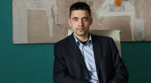 Иван Велков за Expert.bg: Духовната нищета е най-големият проблем на обществото ни