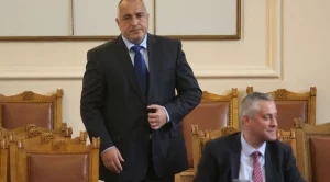 Държавата търси начини за облекчаване на туристическите визи 