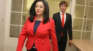 Павлова: Засега няма да има санкции за сгради без технически паспорт