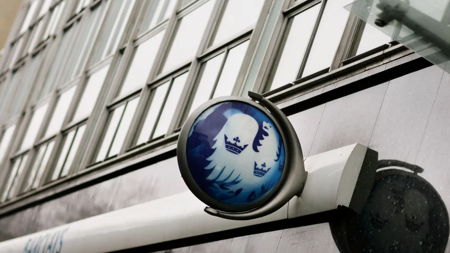 Британските власти обвиняват Barclays в измама