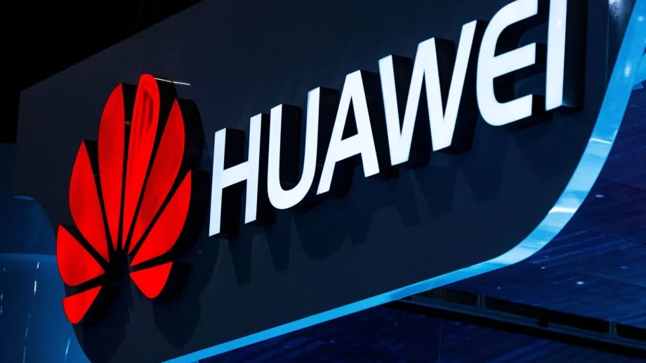 И Huawei подготвя гъвкав телефон 