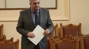 Докъде стигнаха реформите на Калфин?