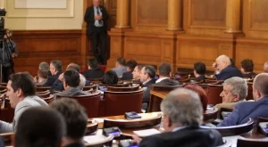 Новият Кодекс за застраховането мина на първо четене