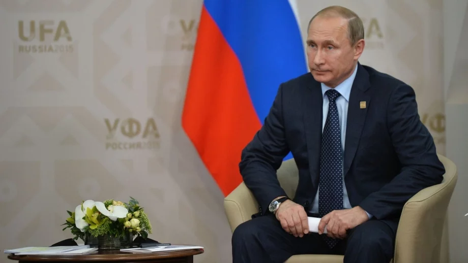 Офшорна дейност за 2 млрд. долара води до Владимир Путин