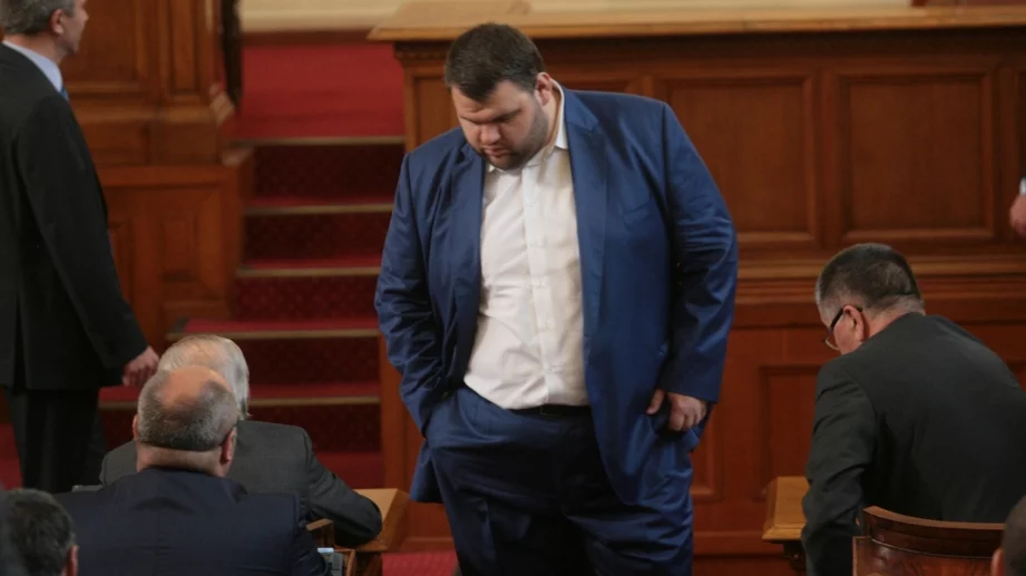 Пеевски трябва да е обект на разследване от новия антикорупционен орган